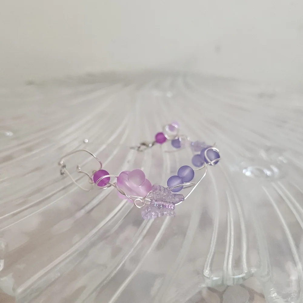 Silver Plated Holographic Butterfly Frosted Glass Wire Ball Chain Bracelet - Picture 5 of 14